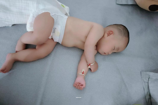 试管代怀生子合法吗三个月宝宝发育标准